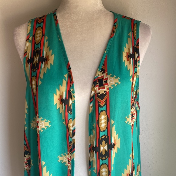 Aztec Style Tunic - Picture 2 of 7